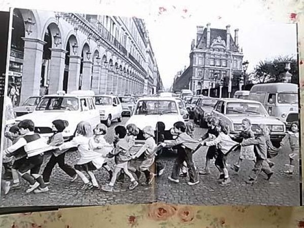 Photo5: Photographer Robert Doisneau Photo album : Paris (5)
