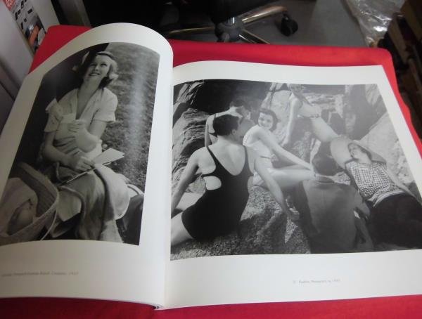Photo2: Japanese edition photo album Exhibition catalog：Photographs by Edward Steichen (2)
