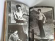 Photo3: Japanese edition Bruce Lee / Lee Jun-fan / Jeet Kune Do photo book : The secret of the martial arts (3)