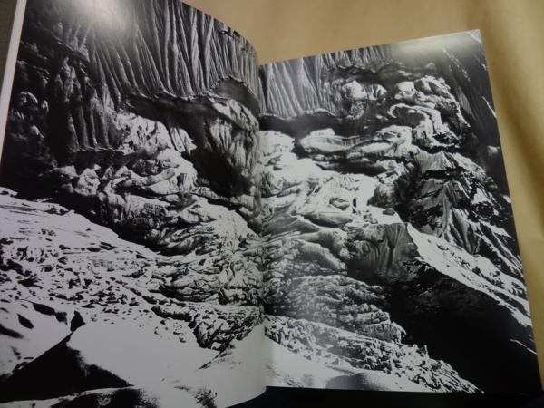 Photo2: Japanese edition photo album by YOSHIKAZU SHIRAKAWA：The complete series of mountains photograph vol.6 (2)