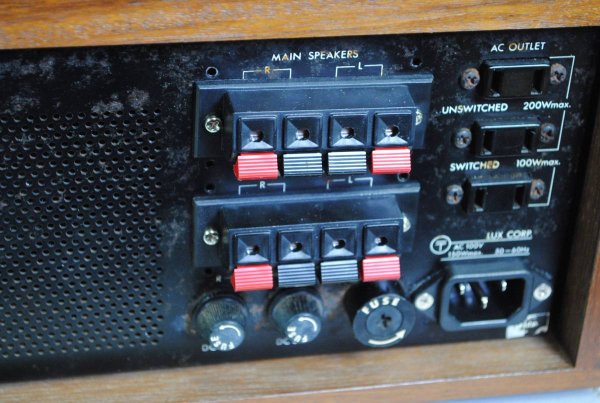 Photo7: LUXMAN L-504 Integrated Amplifier (7)