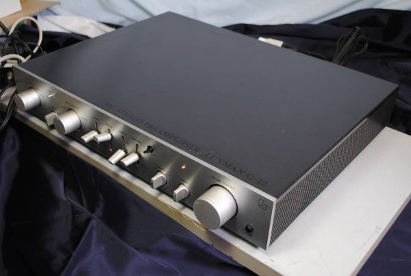 Photo4: LUXMAN DC preamplifier C-12 (4)
