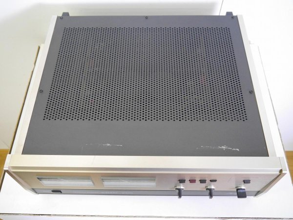 Photo3: Accuphase P-300X power amplifier (3)