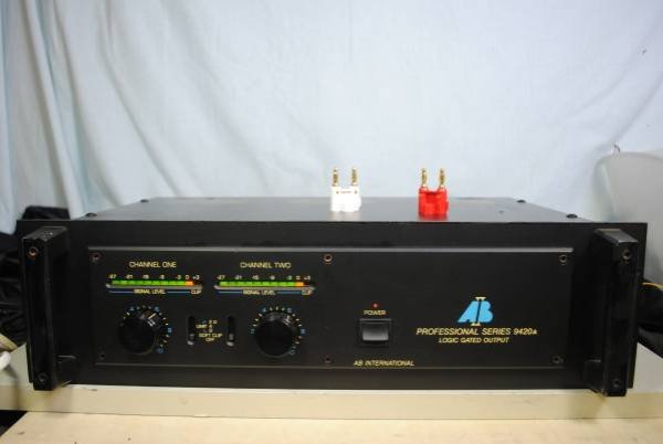 Photo1: AB Power Amplifier 9420A　 (1)