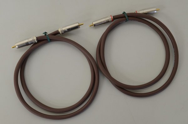 Photo1: Accuphase SL-10G RCA cable pair (1)