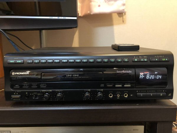 Photo1: Pioneer CLD-K22G LD Player (1)