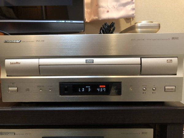 Photo1: Pioneer LD/CD Player DVL-H9 (1)