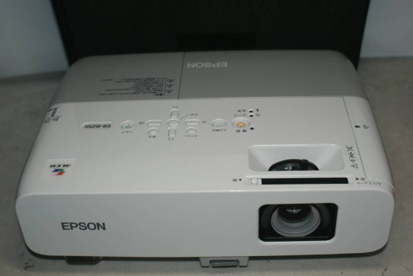 Photo1: EPSON Projector EB-825H (1)