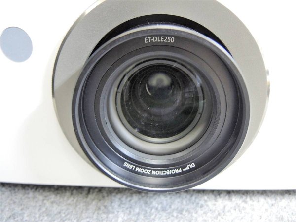 Photo3: Panasonic Projector PT-D6000LS (3)