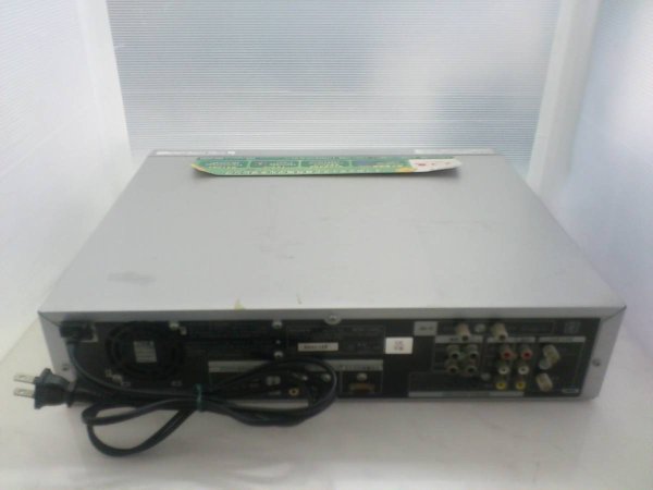 Photo3: SONY HDD/DVD recorder RDR-VH93 (3)