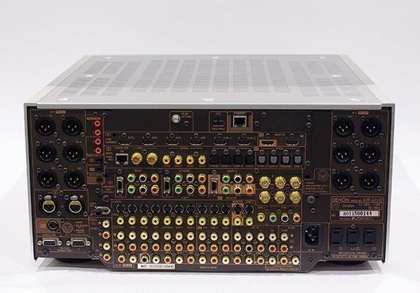 Photo2: DENON AV preamplifier AVP-A1HD (2)