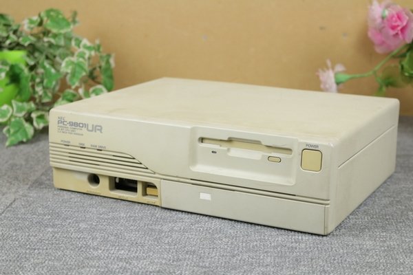 Photo1: NEC PC-9801UR/20 (1)
