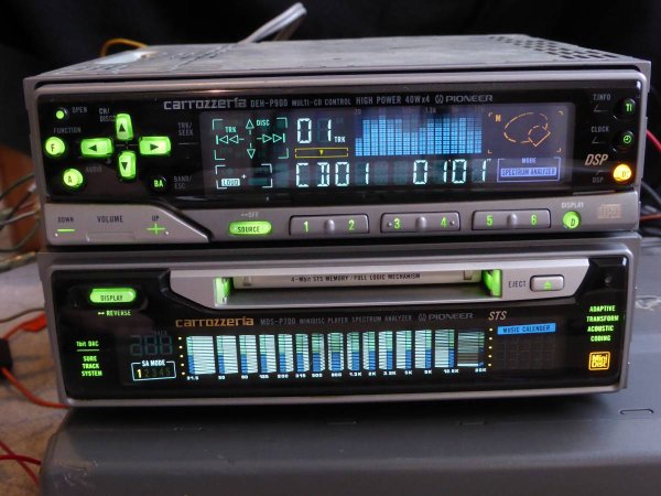 Photo1: Pioneer CD MD 12 consecutive changer DSP DEH-P900 MDS-P700 CDX-P1200 (1)