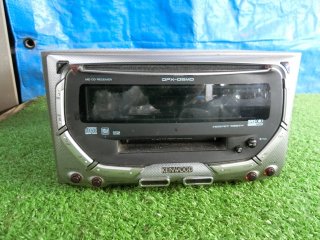 KENWOOD DPX-6000MD CD / MD / AM · FM radio tuner with deck