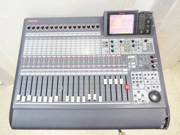 Photo1: Panasonicu RAMSA digital audio mixer WR-DA7 V.2.01 (1)