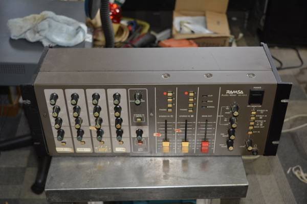 Photo1: RAMSA WR-X01A audio mixer (1)