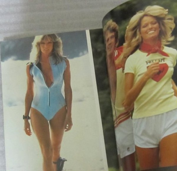 Photo2: Farrah Fawcett Japanese Photo Book　1979 (2)